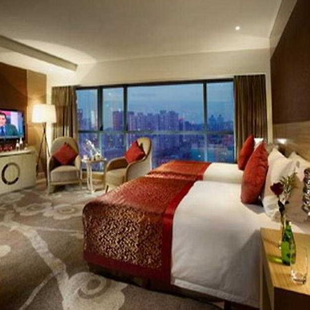 Regal Master Hotel Chengdu Bagian luar foto